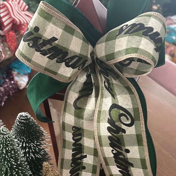 Velvet Christmas Bow Green Plaid Bow - Picture 1 of 5
